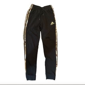 Adidas Tricot Tapered Camo Pants XS